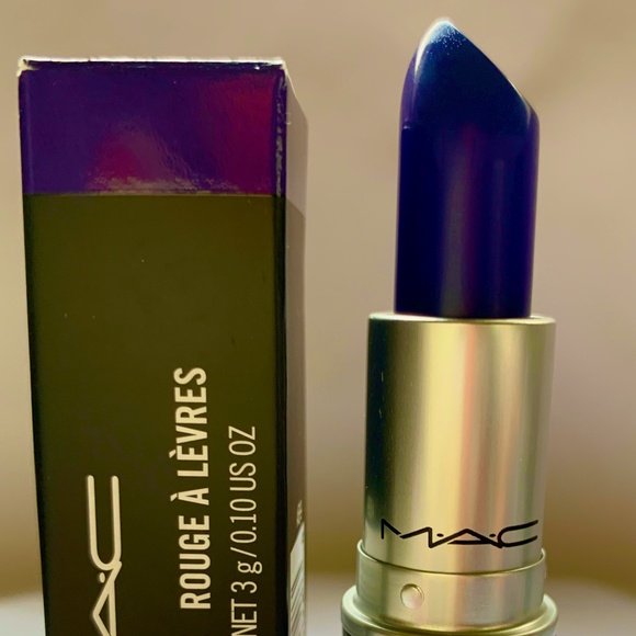 MAC Lipsticks X2 plus BONUS - Picture 4 of 5